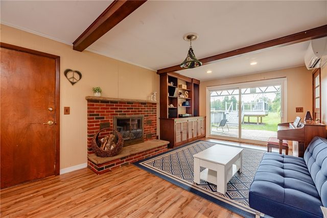 151 Salt Road, Webster, NY 14580