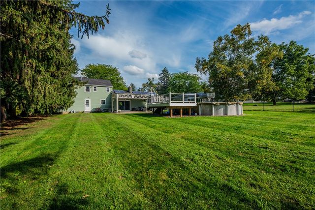 151 Salt Road, Webster, NY 14580