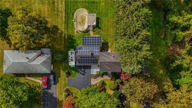151 Salt Road, Webster, NY 14580