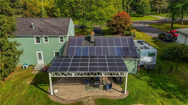 151 Salt Road, Webster, NY 14580