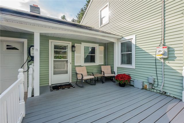 151 Salt Road, Webster, NY 14580