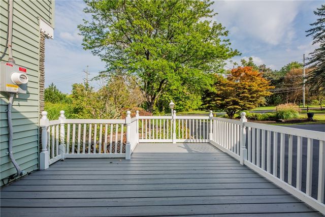 151 Salt Road, Webster, NY 14580