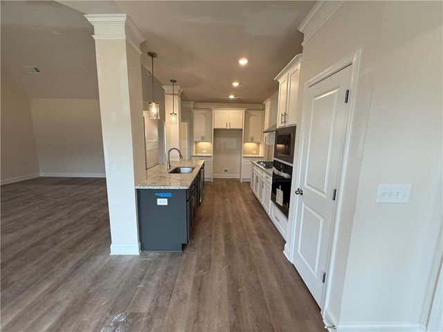 248 CHEROKEE ROSE Lane, Hoschton, GA 30548