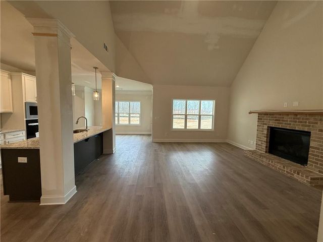248 CHEROKEE ROSE Lane, Hoschton, GA 30548