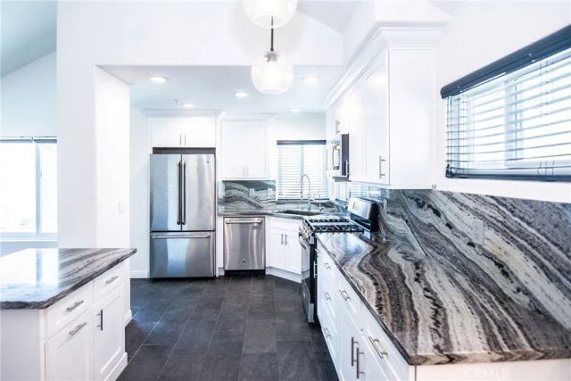 8585 Moody, Cypress, CA 90630