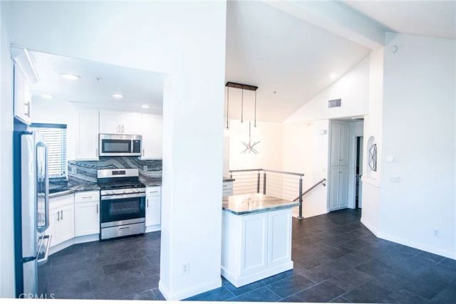 8585 Moody, Cypress, CA 90630