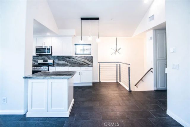 8585 Moody, Cypress, CA 90630