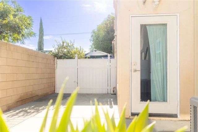 8585 Moody, Cypress, CA 90630