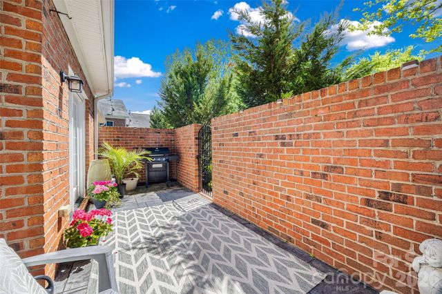 144 Villa Lake Drive, Fort Mill, SC 29708