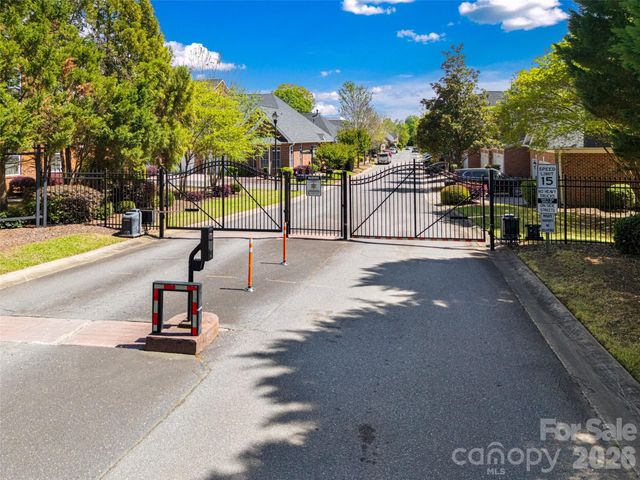 144 Villa Lake Drive, Fort Mill, SC 29708