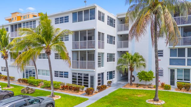3201 NE 8th Street 206, Pompano Beach, FL 33062