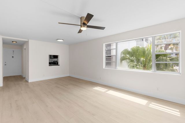 3201 NE 8th Street 206, Pompano Beach, FL 33062