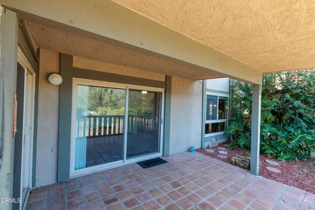 324 Chestnut Hill Court 14, Thousand Oaks, CA 91360