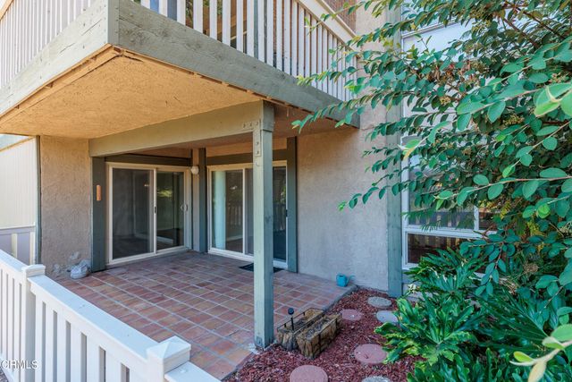 324 Chestnut Hill Court 14, Thousand Oaks, CA 91360