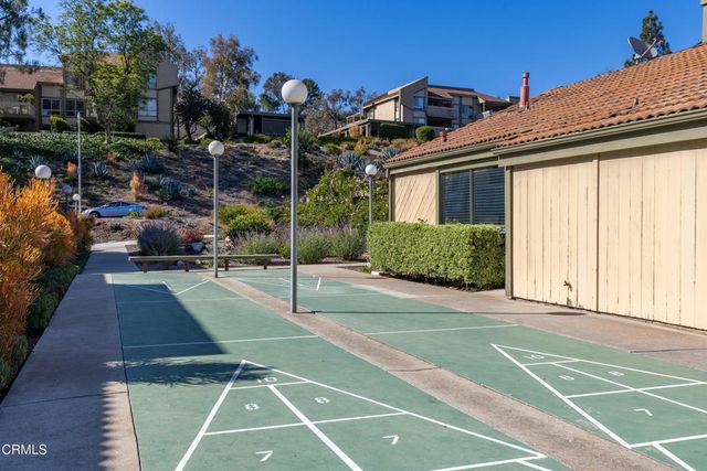 324 Chestnut Hill Court 14, Thousand Oaks, CA 91360
