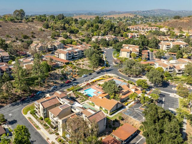 324 Chestnut Hill Court 14, Thousand Oaks, CA 91360