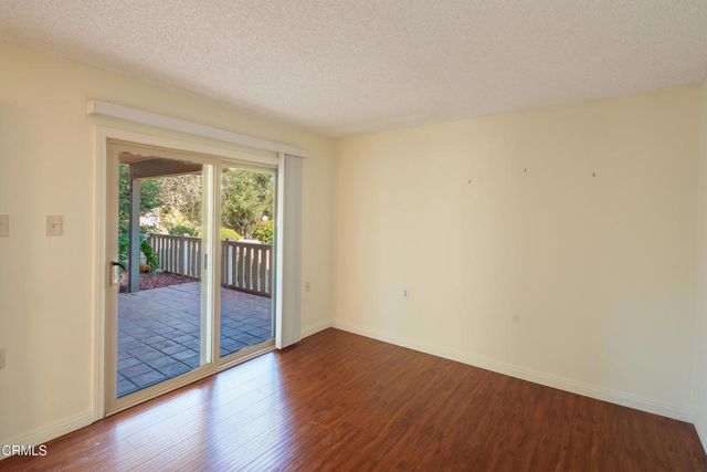 324 Chestnut Hill Court 14, Thousand Oaks, CA 91360