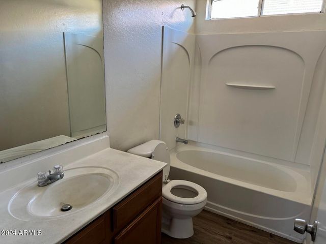 4225 W Irwin Avenue, Phoenix, AZ 85041