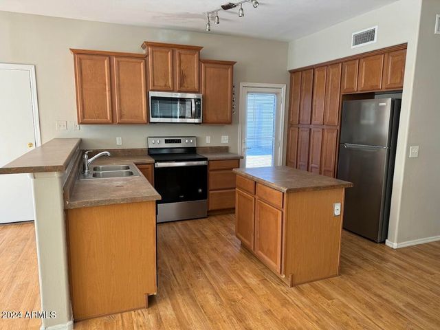 4225 W Irwin Avenue, Phoenix, AZ 85041