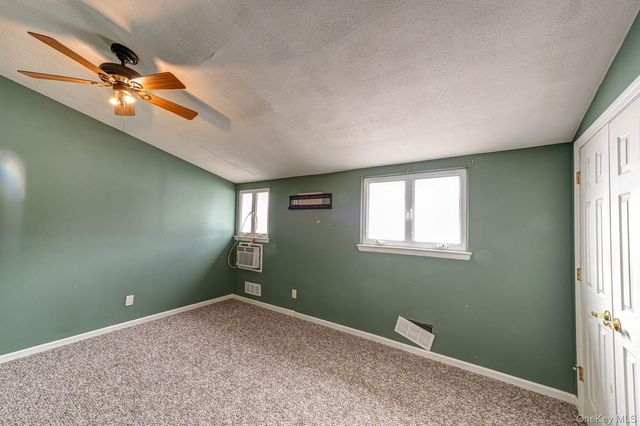 11 Lawrence Road, Deer Park, NY 11729