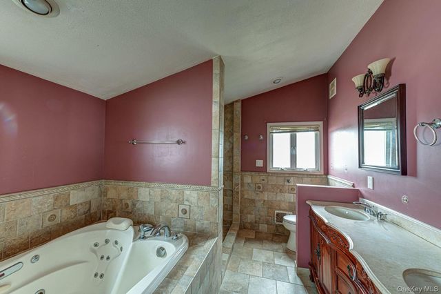 11 Lawrence Road, Deer Park, NY 11729