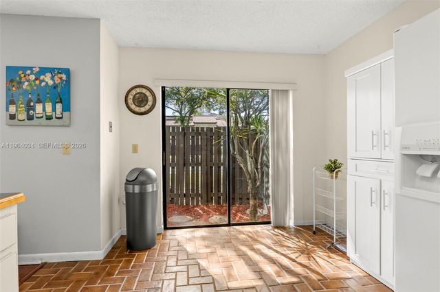 13234 SW 111th Ter 4-2, Miami, FL 33186