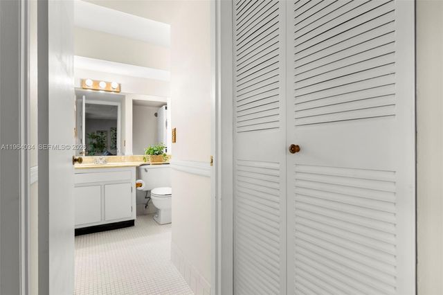 13234 SW 111th Ter 4-2, Miami, FL 33186