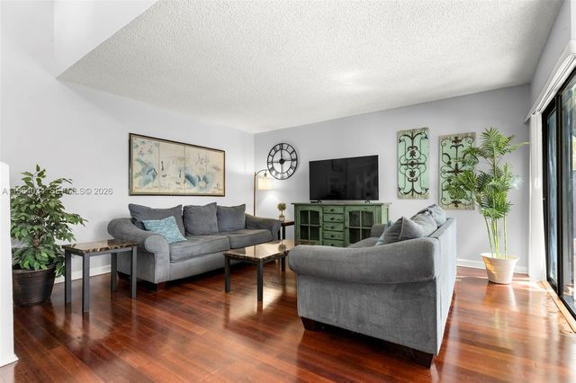 13234 SW 111th Ter 4-2, Miami, FL 33186