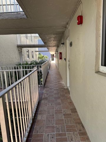 10090 NW 80th Court 1361, Hialeah Gardens, FL 33016