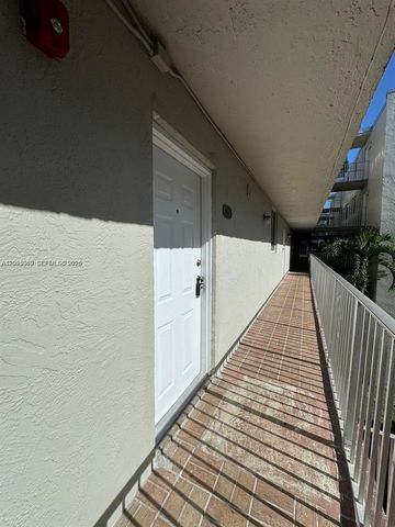 10090 NW 80th Court 1361, Hialeah Gardens, FL 33016