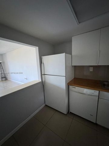10090 NW 80th Court 1361, Hialeah Gardens, FL 33016