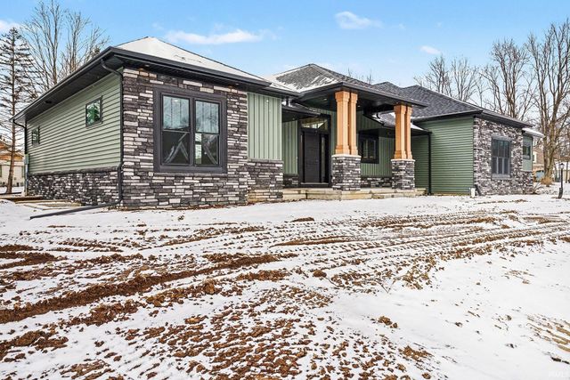 19332 Sweetbriar Court, Bristol, IN 46507