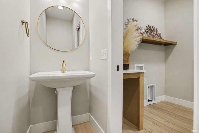 19332 Sweetbriar Court, Bristol, IN 46507