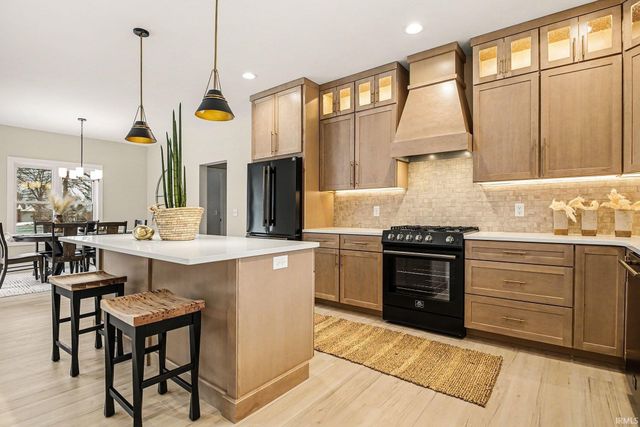 19332 Sweetbriar Court, Bristol, IN 46507