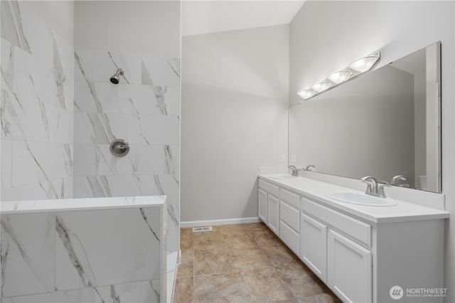18012 Ambleside Court, Arlington, WA 98223
