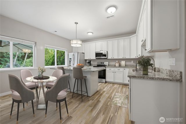 18012 Ambleside Court, Arlington, WA 98223