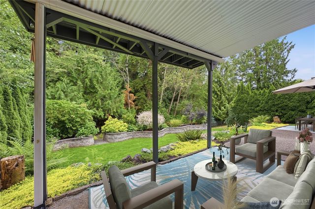 18012 Ambleside Court, Arlington, WA 98223