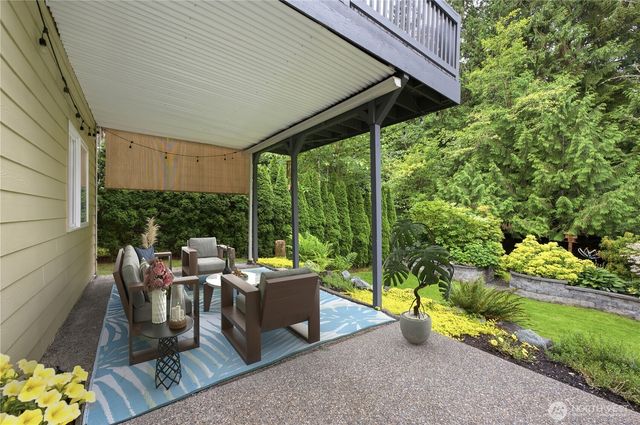 18012 Ambleside Court, Arlington, WA 98223