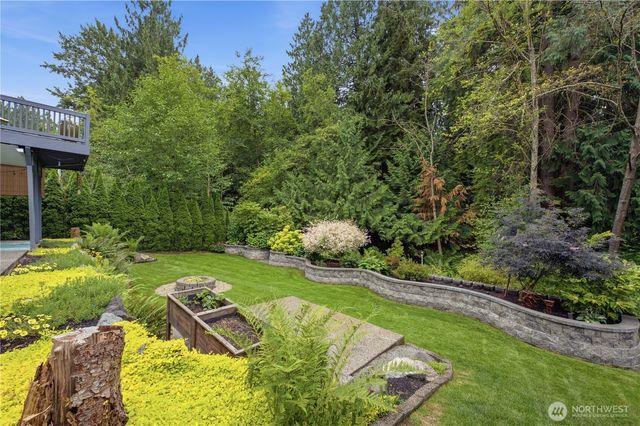 18012 Ambleside Court, Arlington, WA 98223