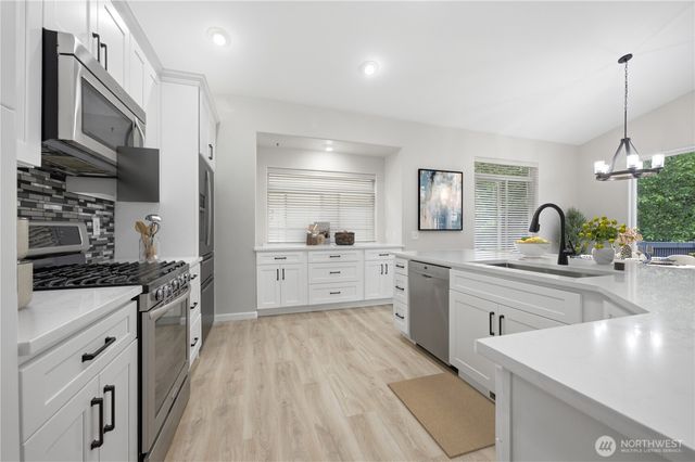 18012 Ambleside Court, Arlington, WA 98223