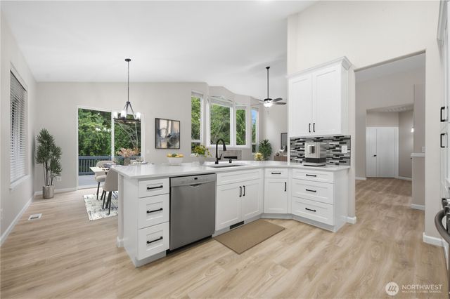 18012 Ambleside Court, Arlington, WA 98223