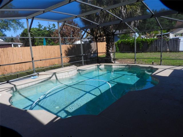 8035 COUNTRY RUN PARKWAY, Orlando, FL 32818