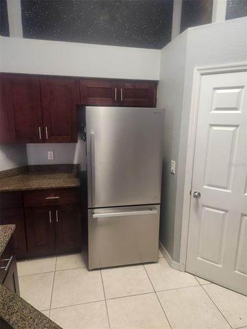 8035 COUNTRY RUN PARKWAY, Orlando, FL 32818