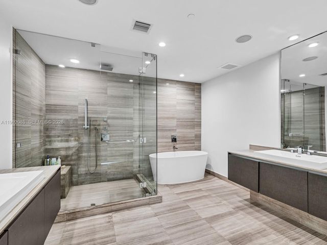 3300 NE 188th St 511, Aventura, FL 33180