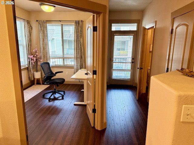 1987 Ne 49TH Way, Hillsboro, OR 97124