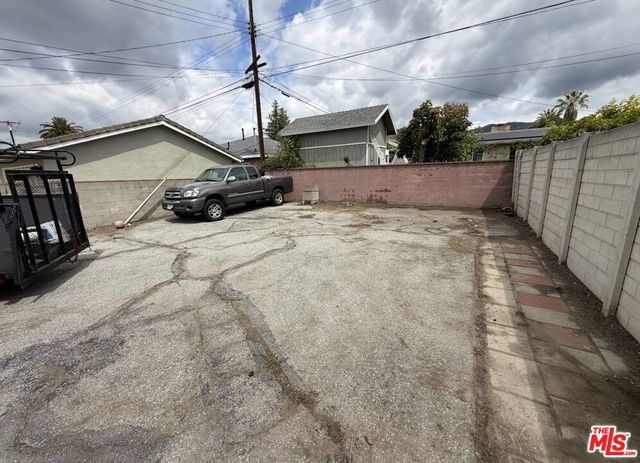 727 E Mountain View Avenue, Glendora, CA 91741