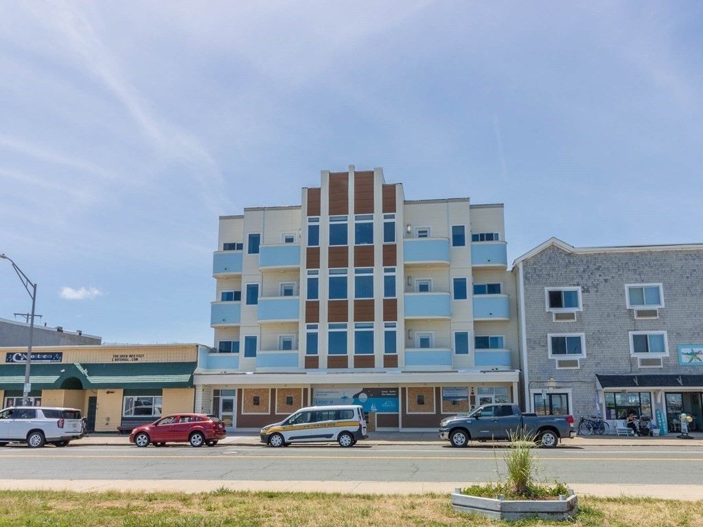 163 Nantasket Avenue 409, Hull, MA 02045