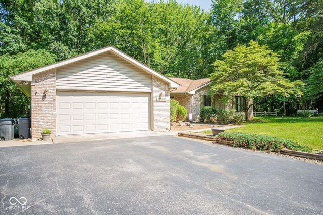 7044 N Private Rd 130 W, Brazil, IN 47834