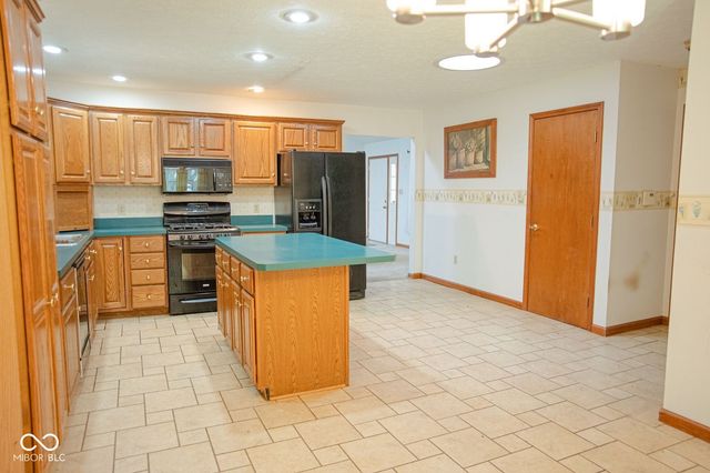 7044 N Private Rd 130 W, Brazil, IN 47834