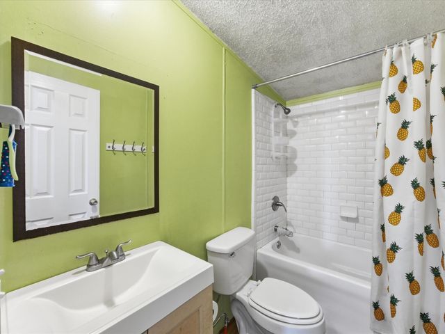 3155 Shady Creek Circle, Red Oak, TX 75154